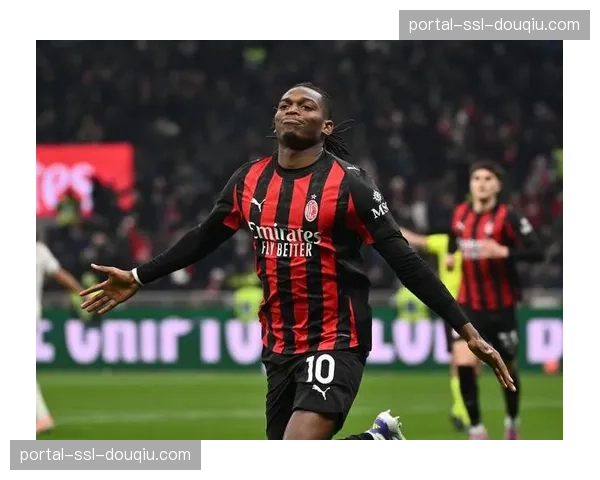 拉齐奥0-0十人卡利亚里，米纳染红影响比赛走势