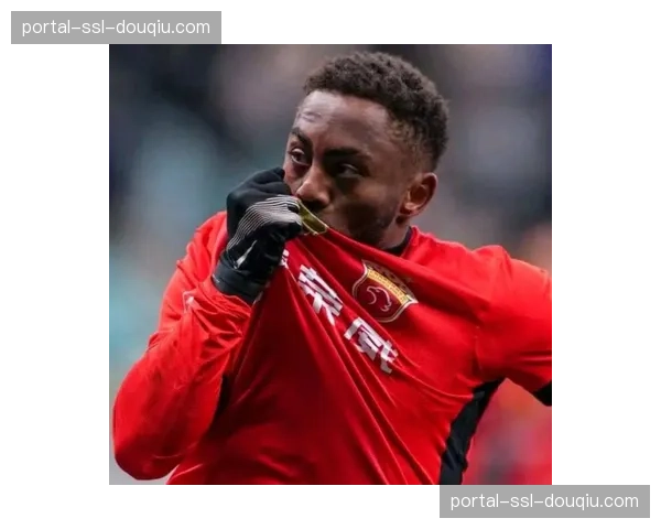 上海海港外援加布里埃尔右膝重伤，已返回巴西接受手术